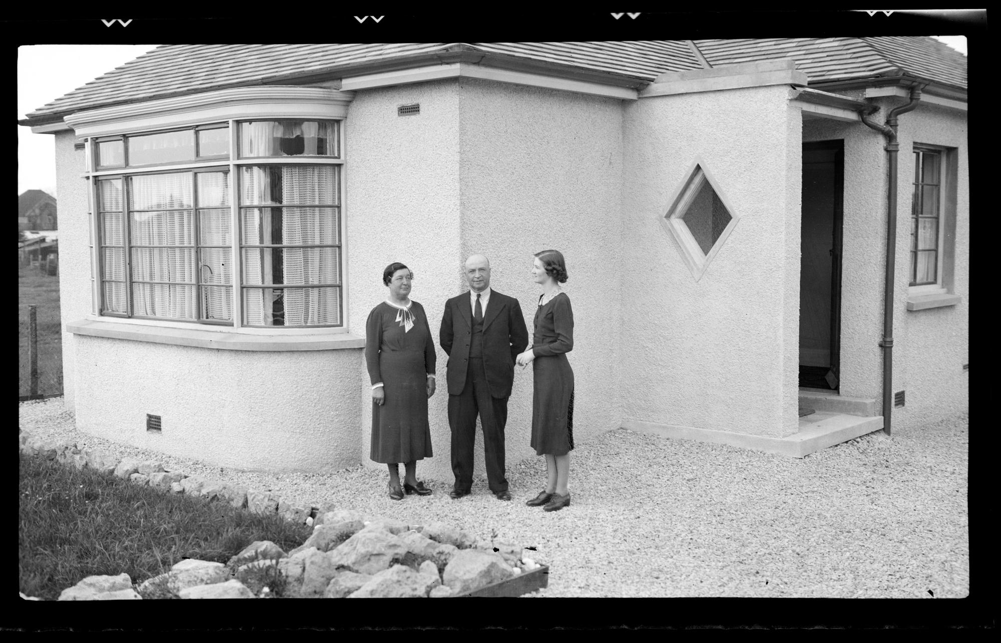 Group outside house - Tairawhiti Museum